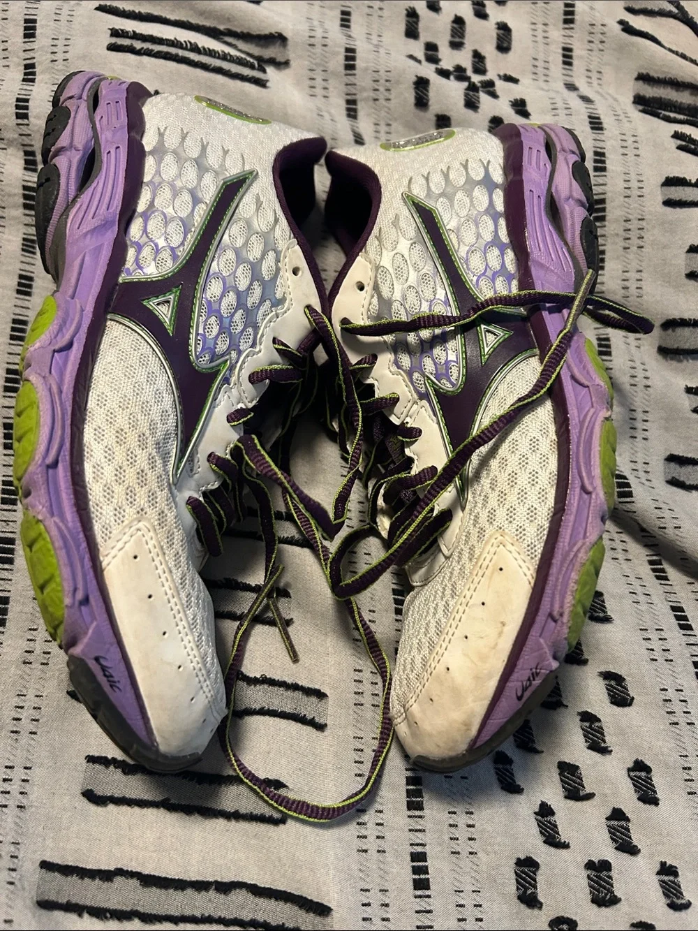Mizuno lightweight running